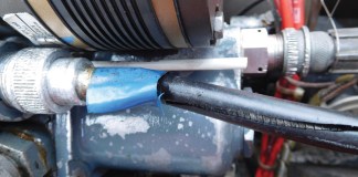 Alignment aids for Lycoming oil screen housings.