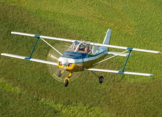 AirVenture in the Mirrors