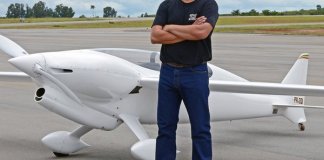 Paulo Iscold Receives August Raspet Memorial Award