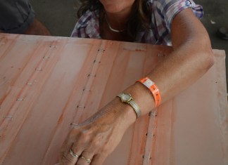 Jan Gets Her Stitch On