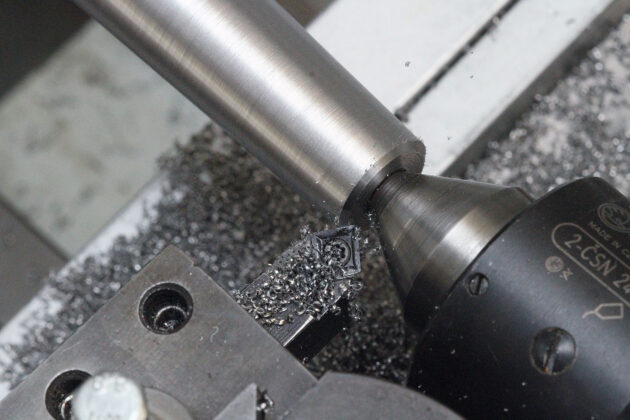 Photo 23 chamfering with tool edge