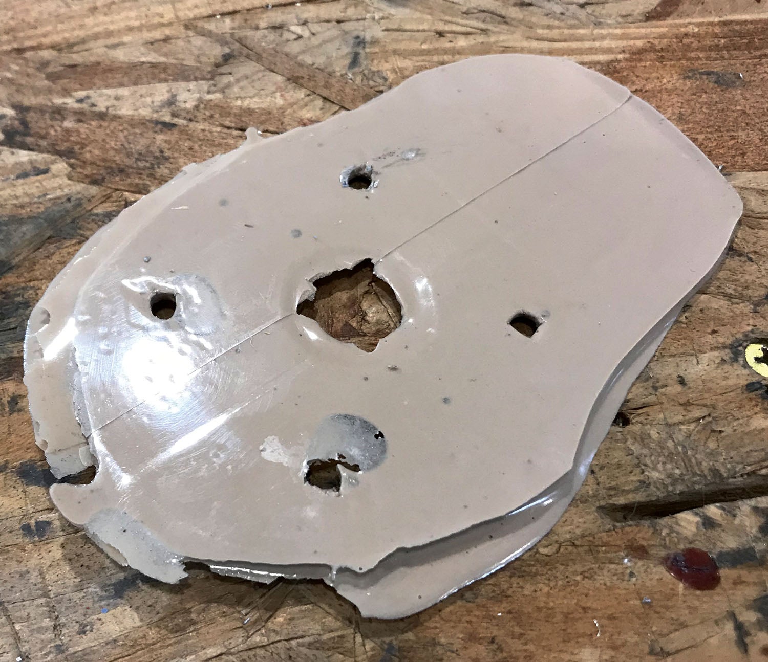 gps antenna curved surface 05