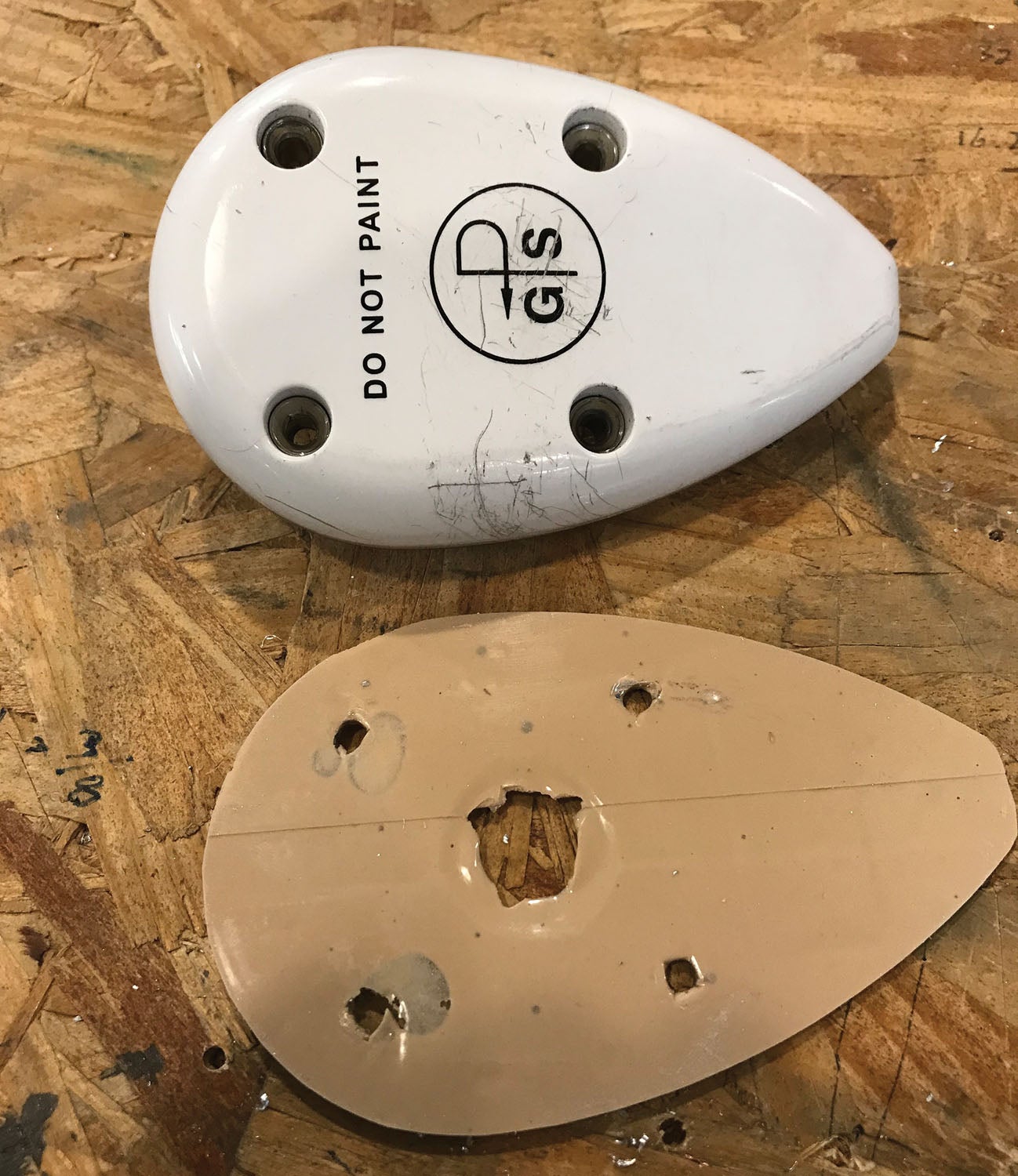 gps antenna curved surface 07