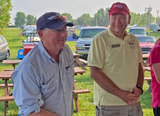 Syracuse and Dye Step Off EAA Homebuilt Council