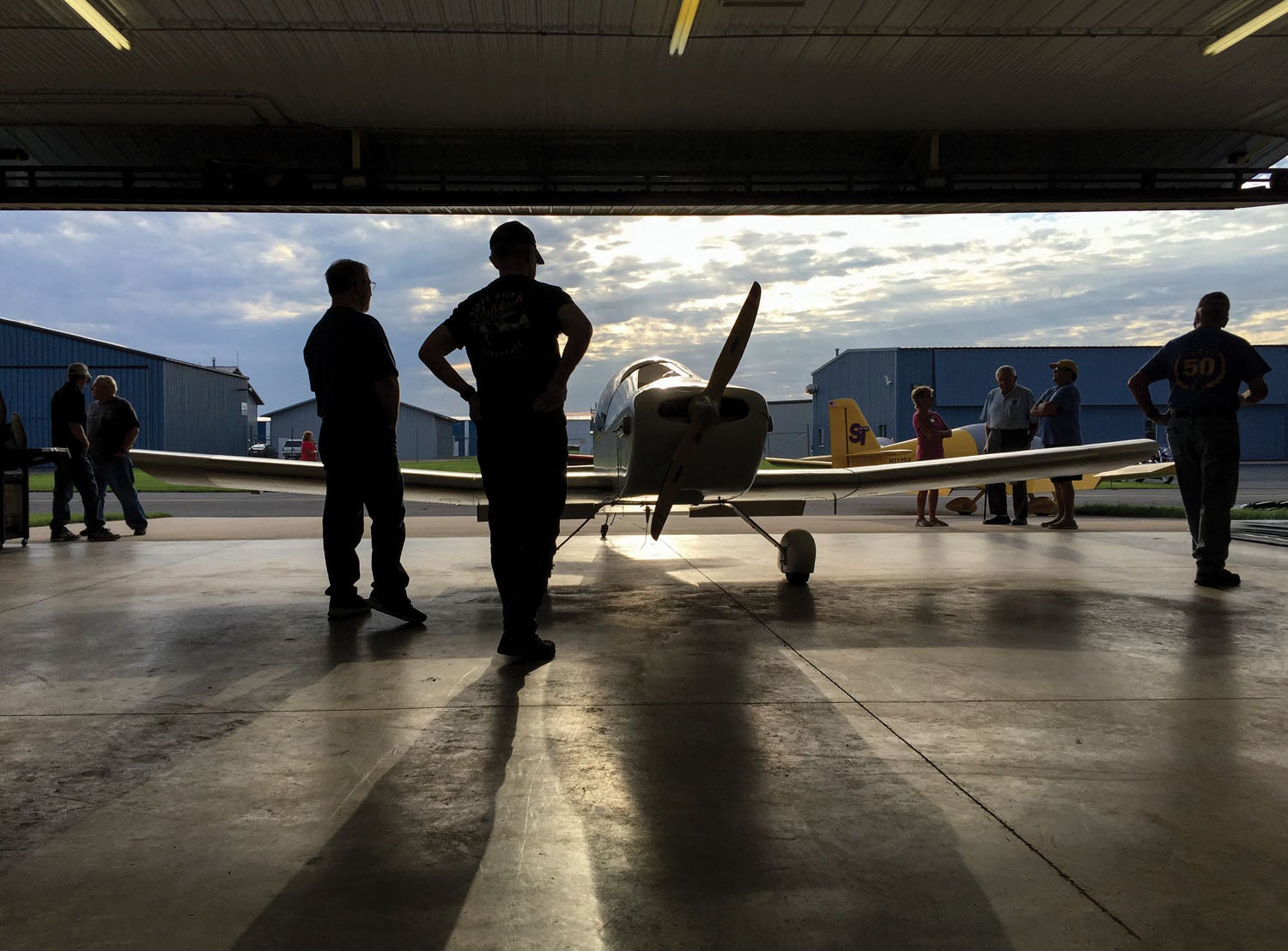 A GUY Hangar Event FORES