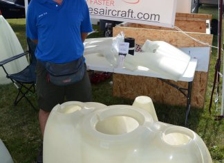 Cool Cowlings at James Aircraft