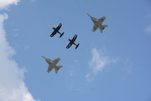 postcards from oshkosh 2022 tom wilson23