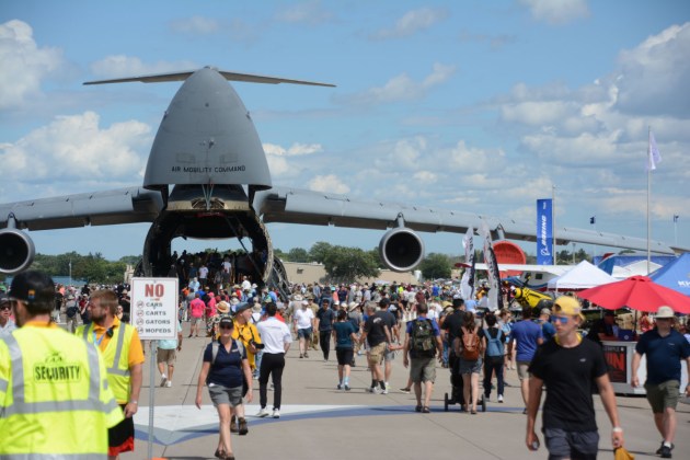 postcards from oshkosh 2022 tom wilson39