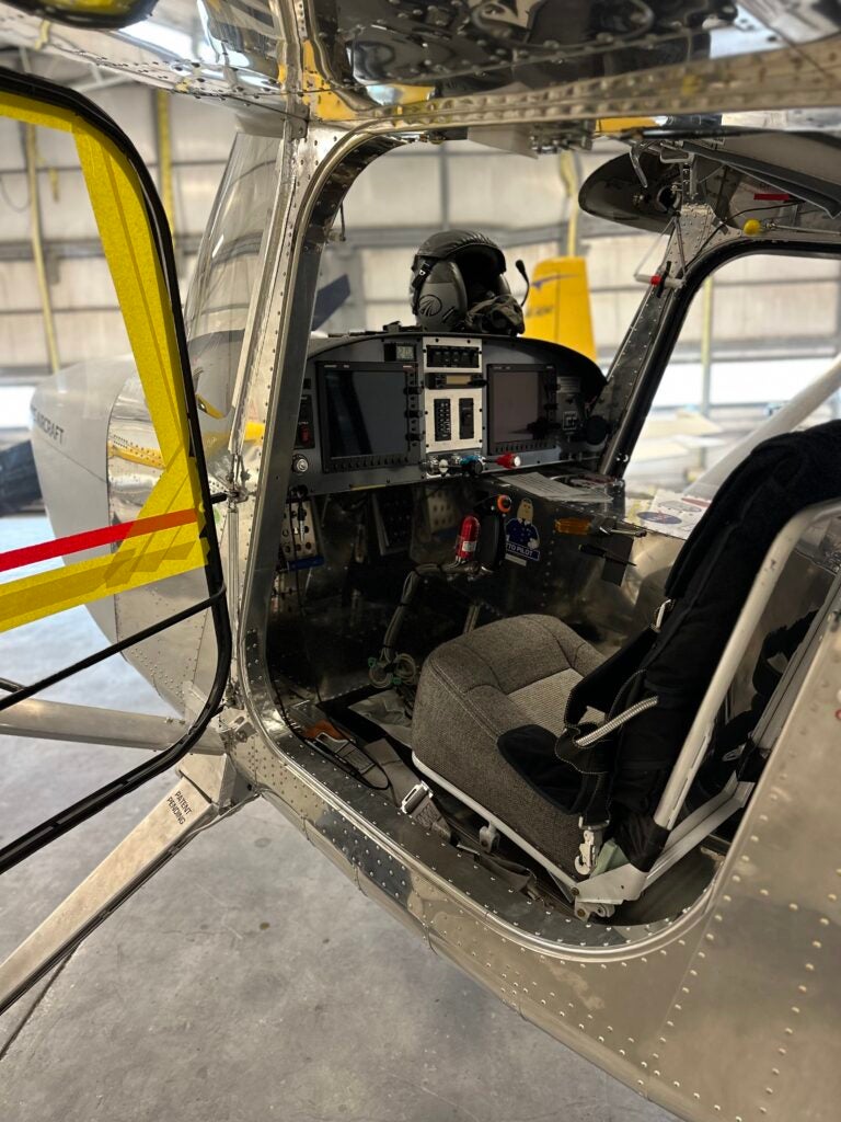 RV 15 cockpit