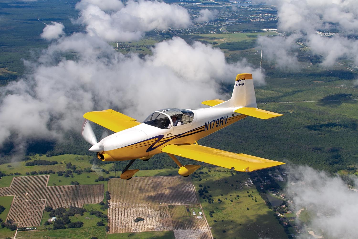 On the Nose! - KITPLANES