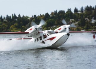 Gweduck amphibian aircraft on a water takeoff run