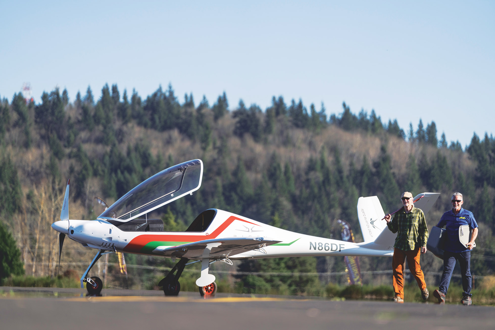 Risen on the airfield with canopy open