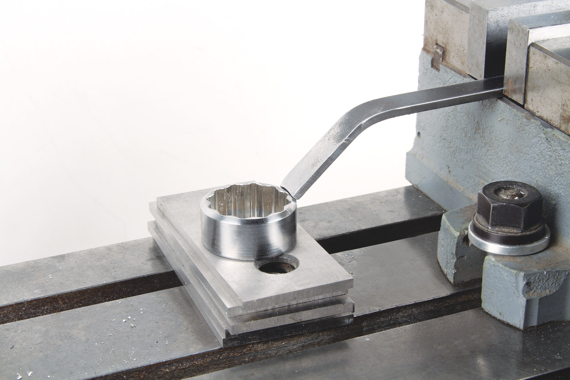 spark plug adapter lock wrench 01