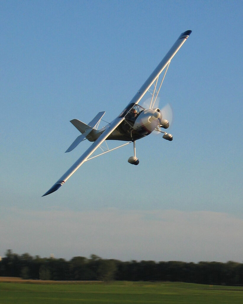 he Aerotrek A220/A240 is available with either conventional or tricycle landing gear. [Credit: Aerotrek]