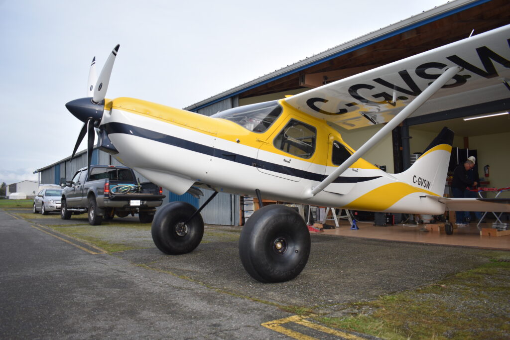 The Glasair Sportsman 2+2 is back at the hangar after its time in the paint shop. [Credit: Mike Davenport]