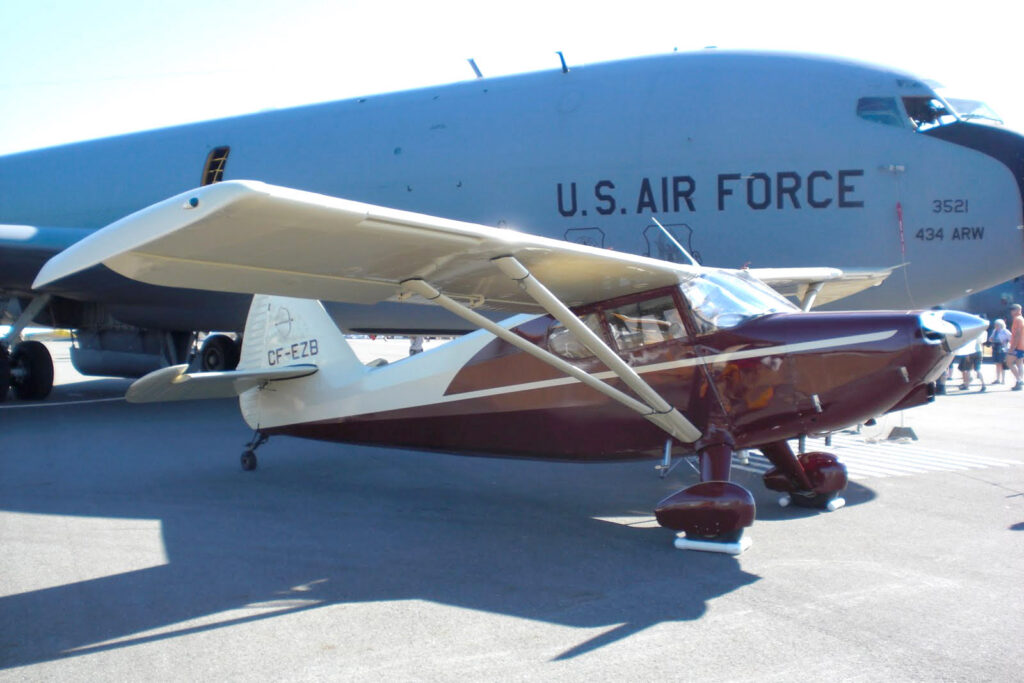CF-EZB back at the airport and reassembled, looking pretty in her new colors. [Credit: Mike Davenport]