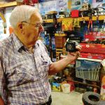 Lowell Farrand spent years serving as an FAA DAR and is in the EAA Hall of Fame. He offers sound advise to builders. [Credit: Bill Wilson]