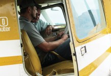 A CFI talks a pilot through the checklist — a step toward scraping off years of rust and getting back into the air. [Credit: LeRoy Cook]