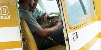 A CFI talks a pilot through the checklist — a step toward scraping off years of rust and getting back into the air. [Credit: LeRoy Cook]