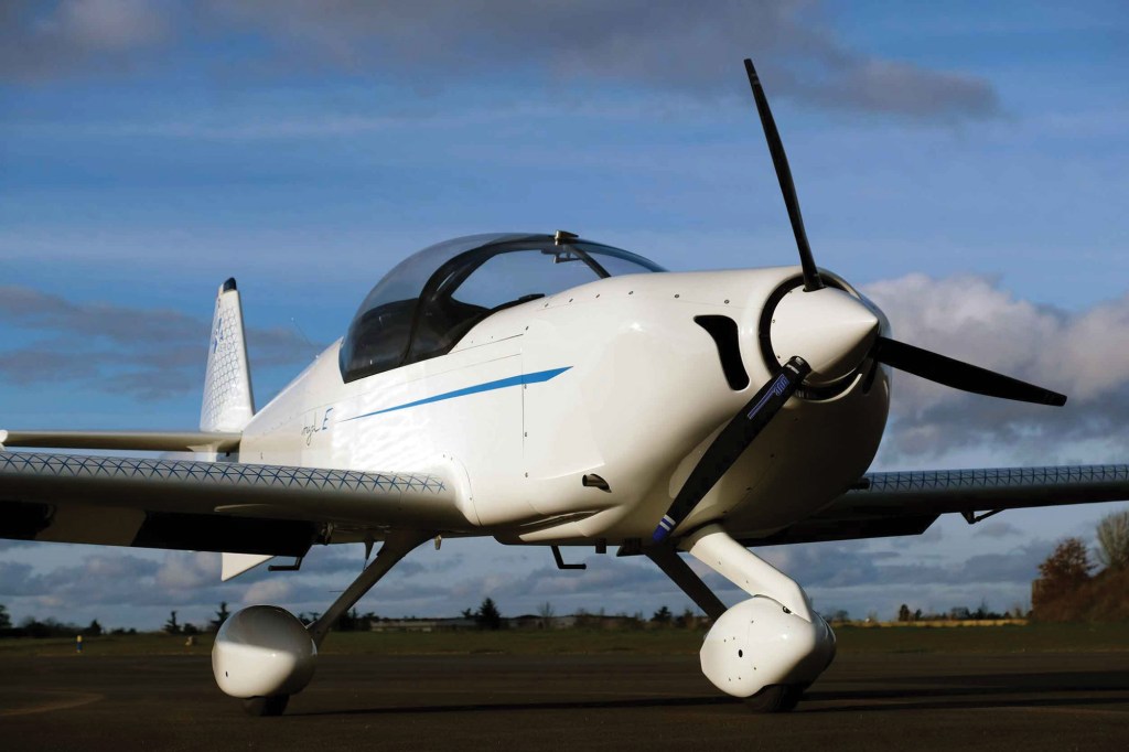 The fully electric, Integral E. [Credit: Aura Aero]