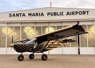 The Zenith CH701 outside the hangar at SMX, fresh from paint. The stars-and-stripes theme marks America’s 250th and the CH701’s 40th anniversary. [Credit: Carson Stilson]